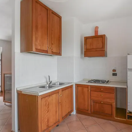 Сasa de vacaciones 2 Bedroom Awesome In